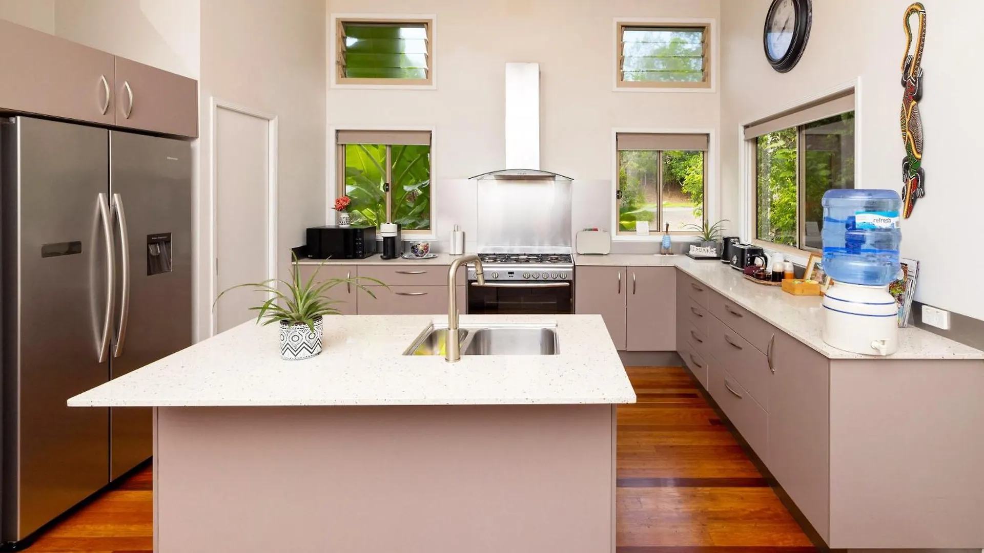 Guest Suite With Fireplace & Pond, Close To Noosa & Eumundi Homestay